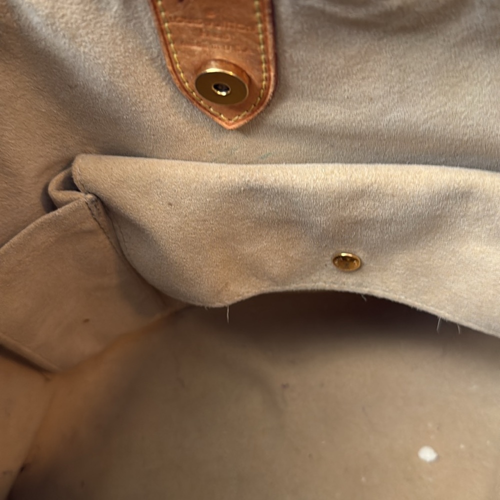 Firm*Authentic Louis Vuitton Shoulder Bag Preloved, please see all pictures. - Picture 9 of 9